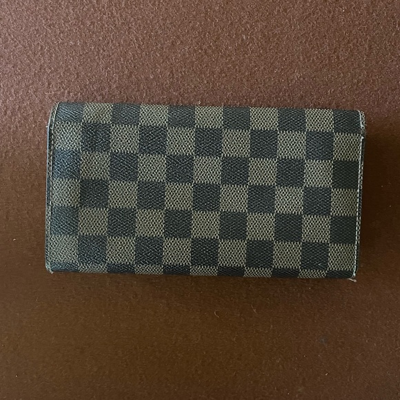 Louis Vuitton limited edition monogram Inventeur Trunks & Lock Sarah Wallet - Picture 3 of 6